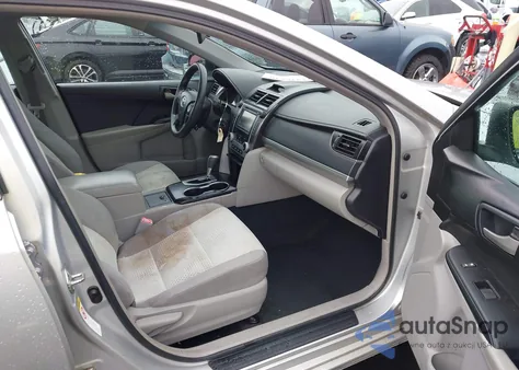 2013 Toyota Camry Le z USA, uszkodzony, nr VIN 4T1BF1FK2DU291908